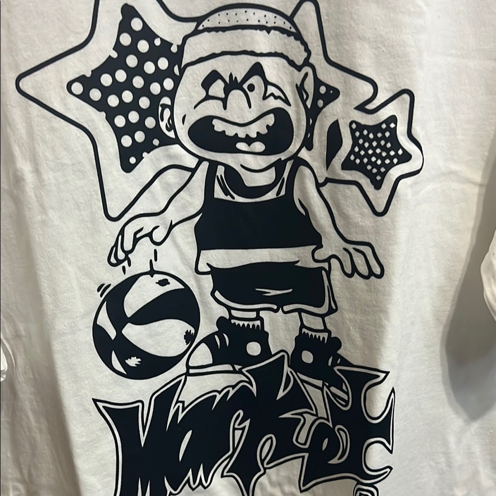 Market Studios White Short Sleeve - Picture 2 of 4